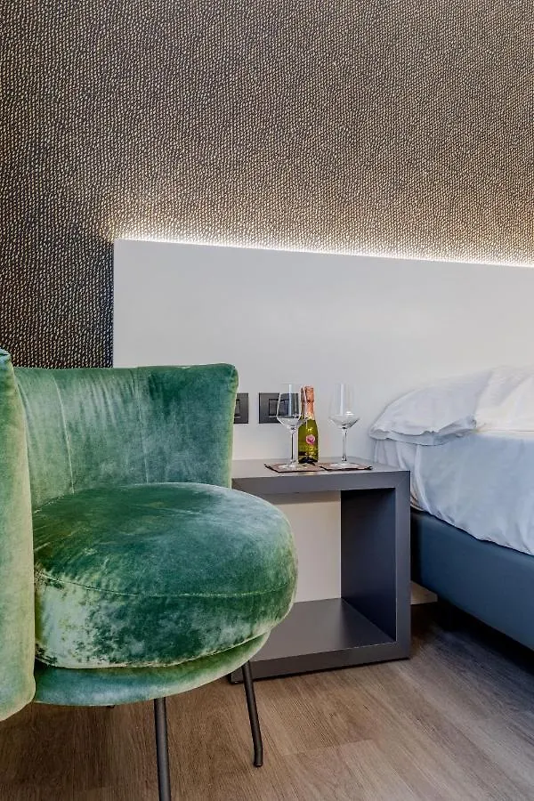 ****  Motel Rona Caponago Italy