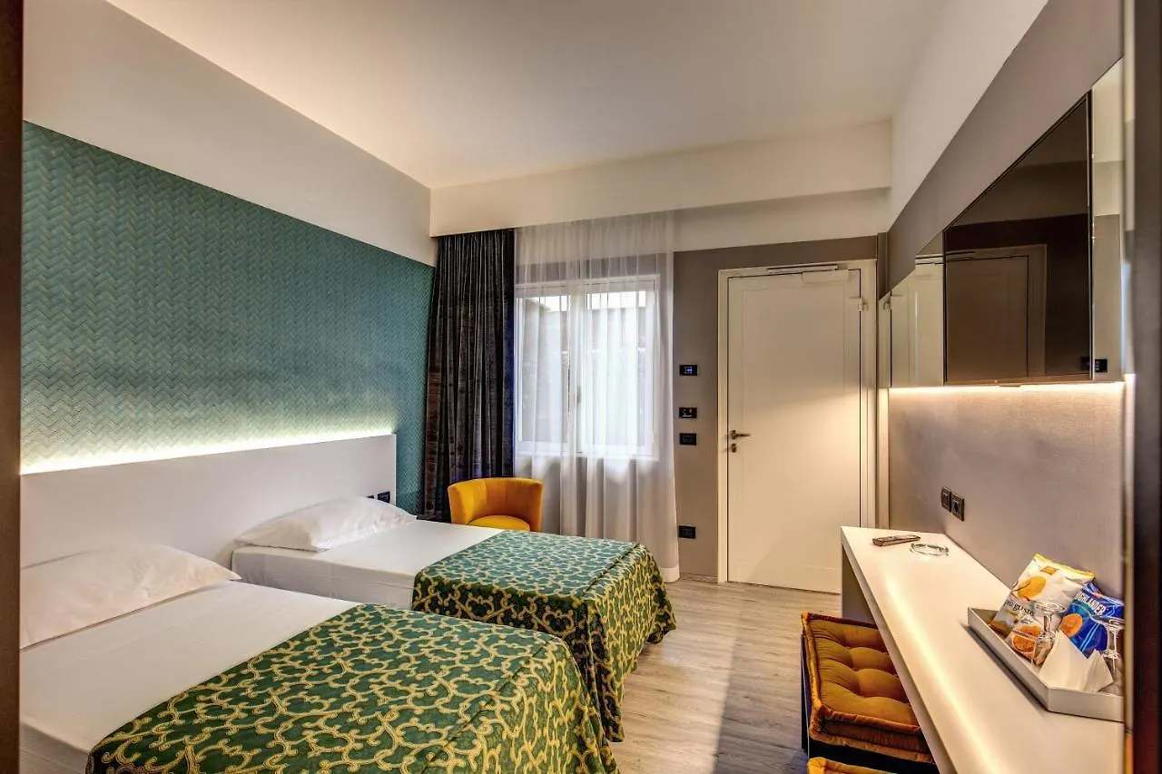 Motel Rona Caponago 4*,  Italy
